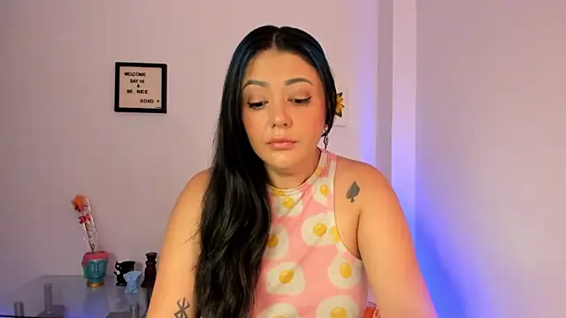 LauraToro  online show from 16, 1, 2026