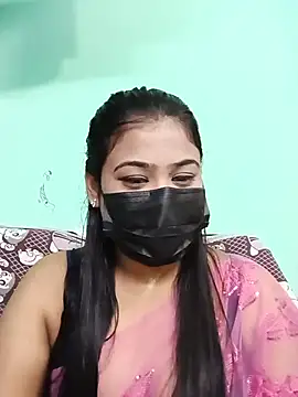 Snapshot of Sweathatamil chatting on 8, 7, 2026 Sweathatamil online show from 8, 7, 2026