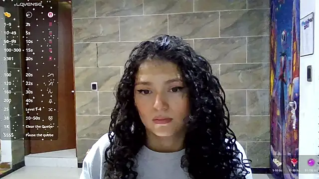 Snapshot of Diamond_Curls chatting on 28, 7, 2026 Diamond Curls online show from 28, 7, 2026