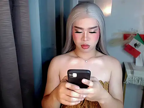 Snapshot of Horny_HoneyX chatting on 7, 7, 2026 Horny HoneyX online show from 7, 7, 2026