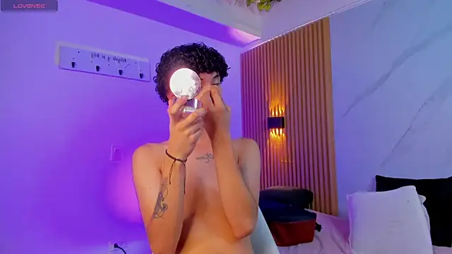 im ethan  online show from 9, 7, 2026