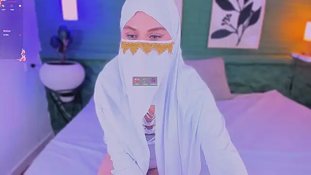 Snapshot of aisha_k chatting on 14, 7, 2026 aisha k online show from 14, 7, 2026