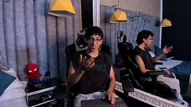 Snapshot of JuliaanRoss chatting on 29, 7, 2026 JuliaanRoss online show from 29, 7, 2026