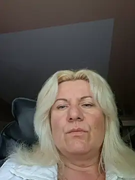 Snapshot of VikaRaine555 chatting on 10, 6, 2026 VikaRaine555 online show from 10, 6, 2026