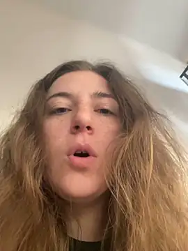 Snapshot of kate_nicepops999994 chatting on 11, 6, 2026 kate nicepops999994 online show from 11, 6, 2026