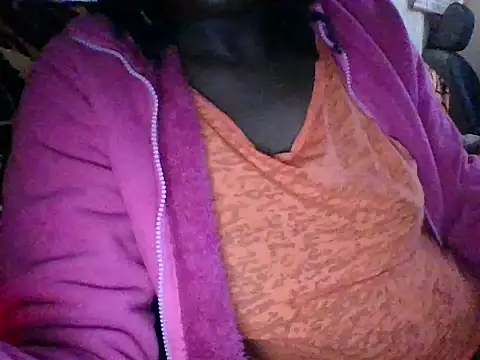Snapshot of lucyswee chatting on 19, 7, 2026 lucyswee online show from 19, 7, 2026