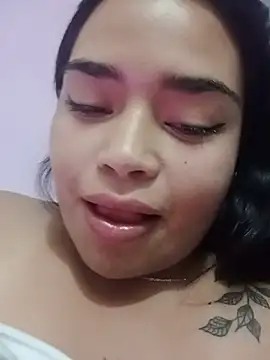 Snapshot of Violett_Cinnamon chatting on 2, 7, 2026 Violett Cinnamon online show from 2, 7, 2026