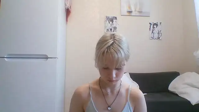 Snapshot of DinaKolter chatting on 25, 7, 2026 DinaKolter online show from 25, 7, 2026