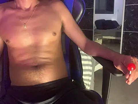 Snapshot of BobyBoy69 chatting on 16, 7, 2026 BobyBoy69 online show from 16, 7, 2026