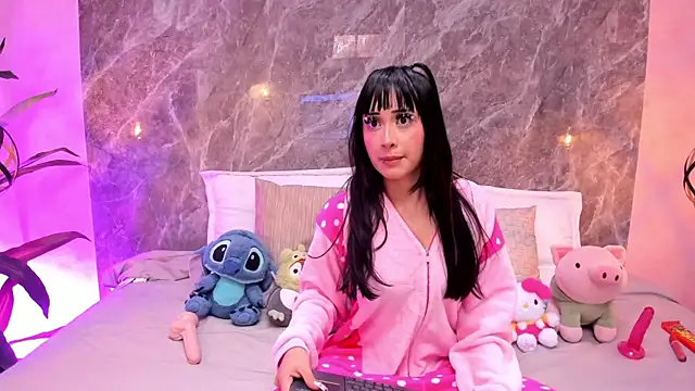 MiaRivvers online show from 17, 7, 2026