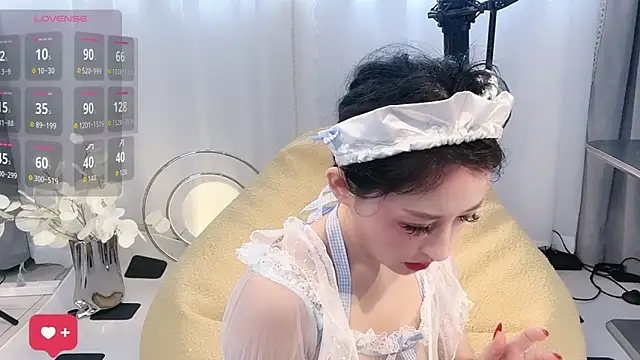 Snapshot of BabySnake chatting on 18, 6, 2026 BabySnake online show from 18, 6, 2026