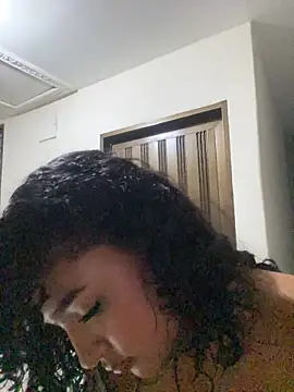 Snapshot of maryale01 chatting on 11, 6, 2026 maryale01 online show from 11, 6, 2026