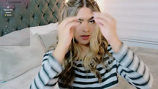 Scarlethvhonparker online show from 15, 11, 2025