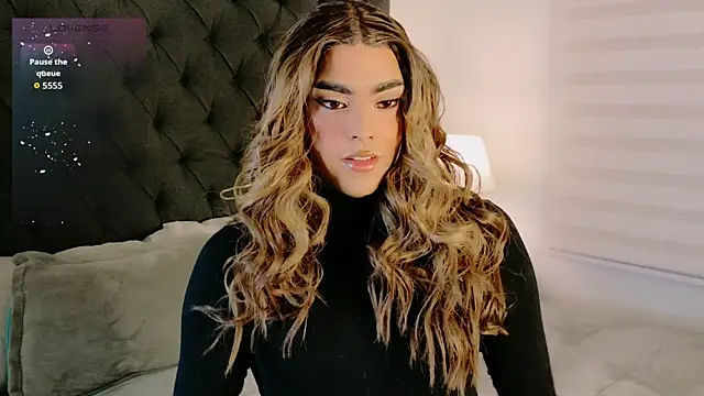 Scarlethvhonparker online show from 14, 4, 2026