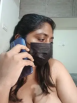 Snapshot of Tamilponnu127 chatting on 15, 7, 2026 Tamilponnu127 online show from 15, 7, 2026