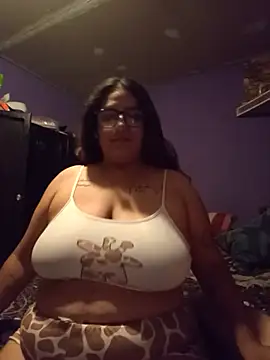 Snapshot of Valentina_Tits chatting on 2, 8, 2026 Valentina Tits online show from 2, 8, 2026