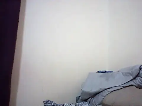 Snapshot of Queen_idd chatting on 15, 7, 2026 Queen idd online show from 15, 7, 2026