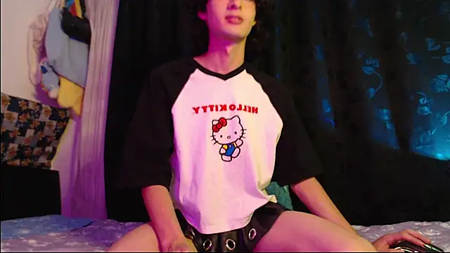 Snapshot of Naomi_uwu chatting on 14, 6, 2026 Naomi uwu online show from 14, 6, 2026