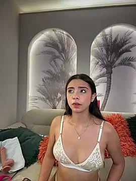 Snapshot of michbrunnette chatting on 22, 7, 2026 michbrunnette online show from 22, 7, 2026