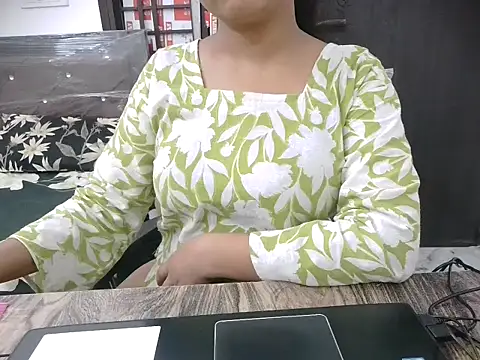 Snapshot of Bold-Divya1 chatting on 19, 6, 2026 Bold-Divya1 online show from 19, 6, 2026