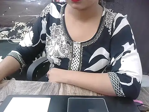 Snapshot of Bold-Divya1 chatting on 25, 6, 2026 Bold-Divya1 online show from 25, 6, 2026