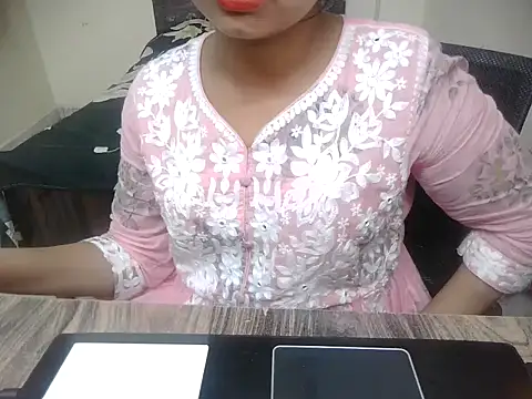Snapshot of Bold-Divya1 chatting on 28, 7, 2026 Bold-Divya1 online show from 28, 7, 2026