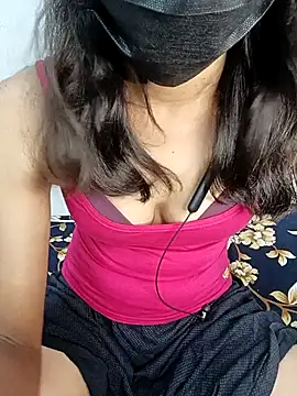 Snapshot of tamil_bluemoon chatting on 5, 8, 2026 tamil bluemoon online show from 5, 8, 2026