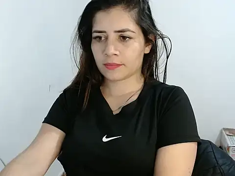 Luna zoe online show from 25, 6, 2026