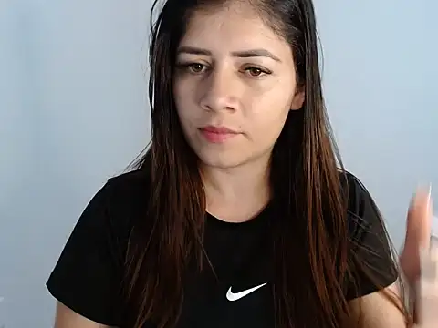 Luna zoe online show from 2, 7, 2026