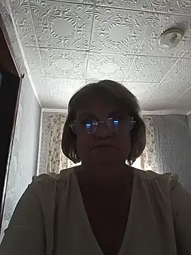 Snapshot of MilashkaCutie50 chatting on 16, 6, 2026 MilashkaCutie50 online show from 16, 6, 2026