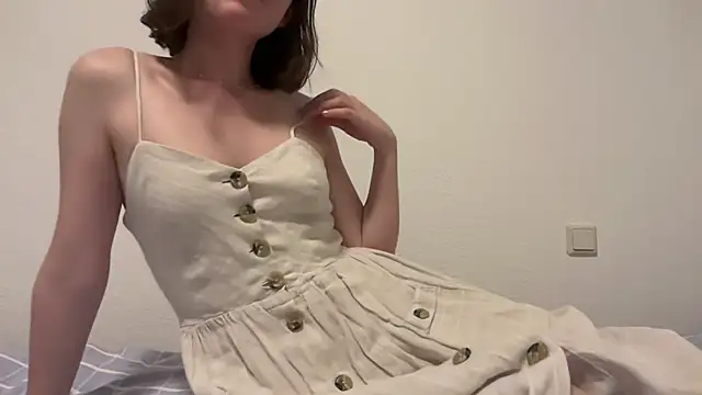 Snapshot of Hilda_Valentine chatting on 15, 7, 2026 Hilda Valentine online show from 15, 7, 2026