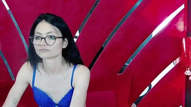 Snapshot of MayaLeey chatting on 15, 6, 2026 MayaLeey online show from 15, 6, 2026