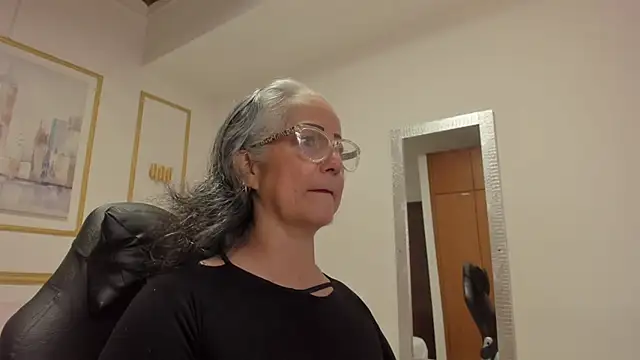 Snapshot of catalina_villan chatting on 28, 6, 2026 catalina villan online show from 28, 6, 2026