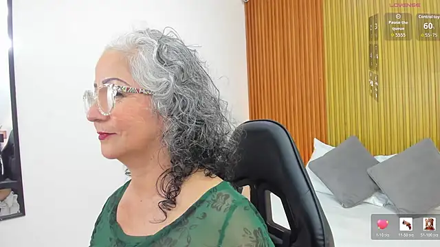 Snapshot of catalina_villan chatting on 6, 7, 2026 catalina villan online show from 6, 7, 2026