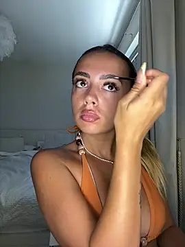 Snapshot of Harrietbronzex chatting on 26, 6, 2026 Harrietbronzex online show from 26, 6, 2026