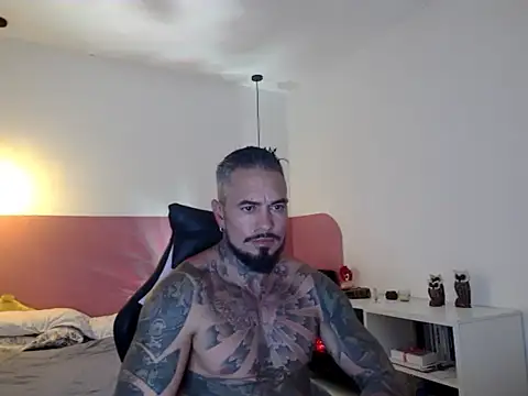 Snapshot of Dom_Jhuan chatting on 15, 6, 2026 Dom Jhuan online show from 15, 6, 2026