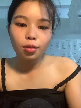 Snapshot of tieuphuong01 chatting on 15, 7, 2026 tieuphuong01 online show from 15, 7, 2026