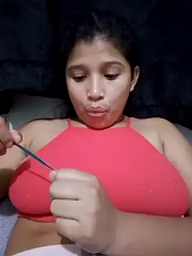 Snapshot of Nati_linda chatting on 17, 6, 2026 Nati linda online show from 17, 6, 2026