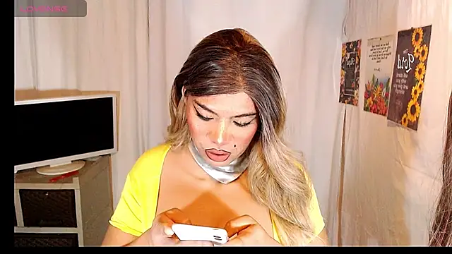 Snapshot of AnacondaCockSelfsucker chatting on 5, 8, 2026 AnacondaCockSelfsucker online show from 5, 8, 2026