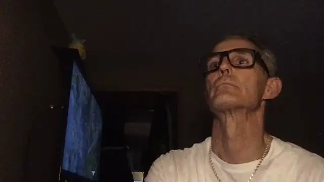 Snapshot of messburnell21 chatting on 29, 6, 2026 messburnell21 online show from 29, 6, 2026