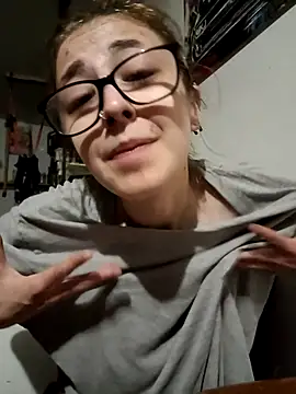 NeedyNina online show from 8, 7, 2026