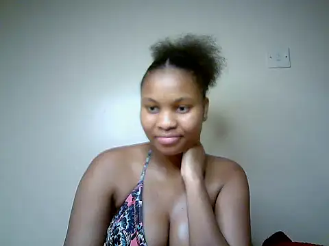 Snapshot of Swt_smiles chatting on 1, 8, 2026 Swt smiles online show from 1, 8, 2026