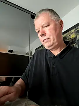 Snapshot of cumboy chatting on 20, 10, 2025 cumboy online show from 20, 10, 2025