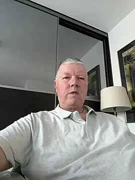 Snapshot of cumboy chatting on 7, 4, 2026 cumboy online show from 7, 4, 2026