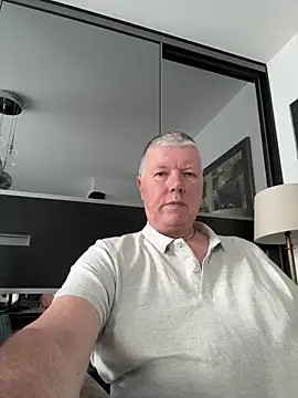 Snapshot of cumboy chatting on 13, 4, 2026 cumboy online show from 13, 4, 2026