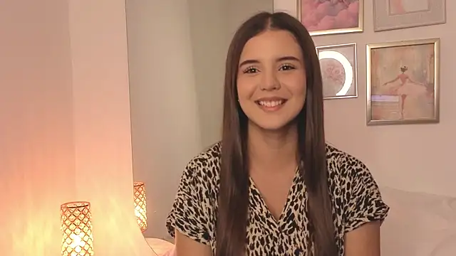 Snapshot of Isabellebotero chatting on 22, 6, 2026 Isabellebotero online show from 22, 6, 2026