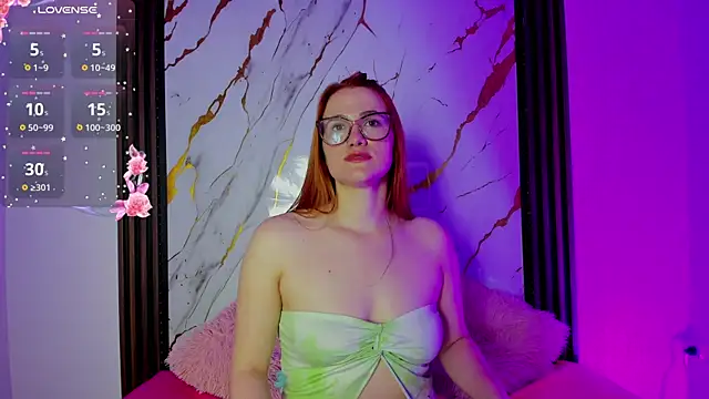 Snapshot of alessya_hh chatting on 17, 7, 2026 alessya hh online show from 17, 7, 2026