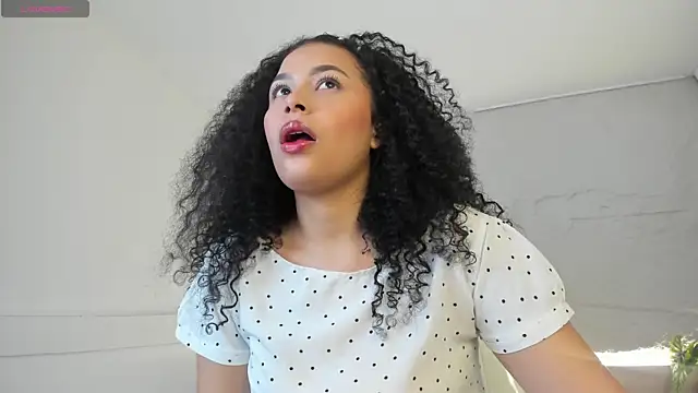 jadetorres  online show from 25, 6, 2026