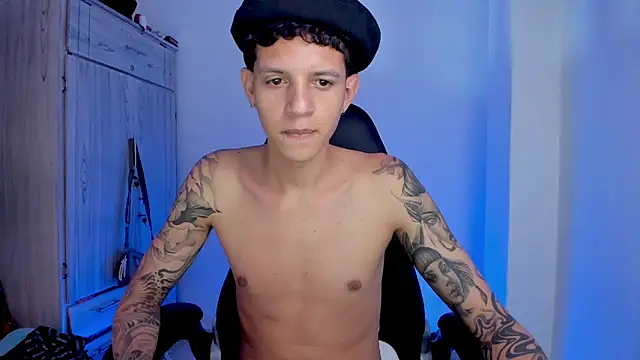 Snapshot of tylerrnova chatting on 8, 8, 2026 tylerrnova online show from 8, 8, 2026