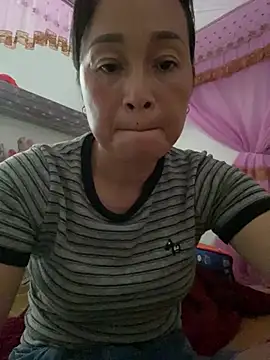 Loly hana online show from 6, 7, 2026